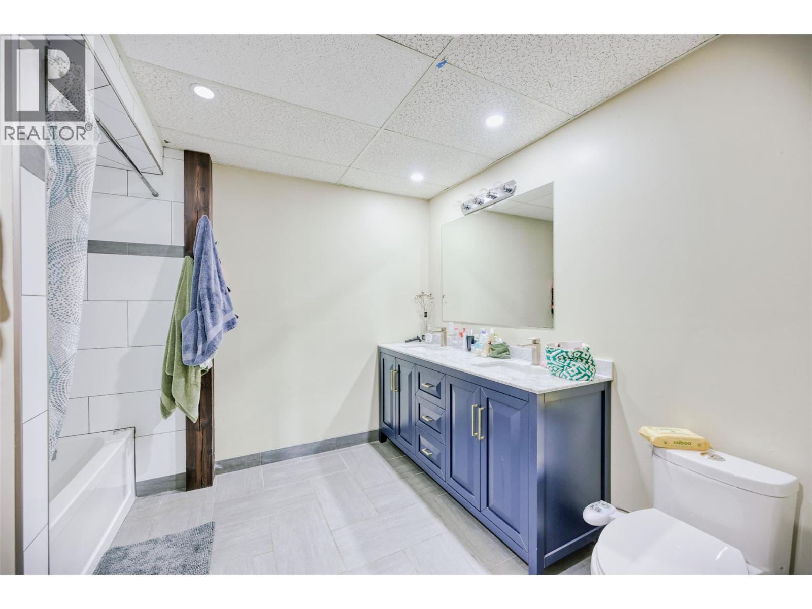 906 Harrwood Drive - 29