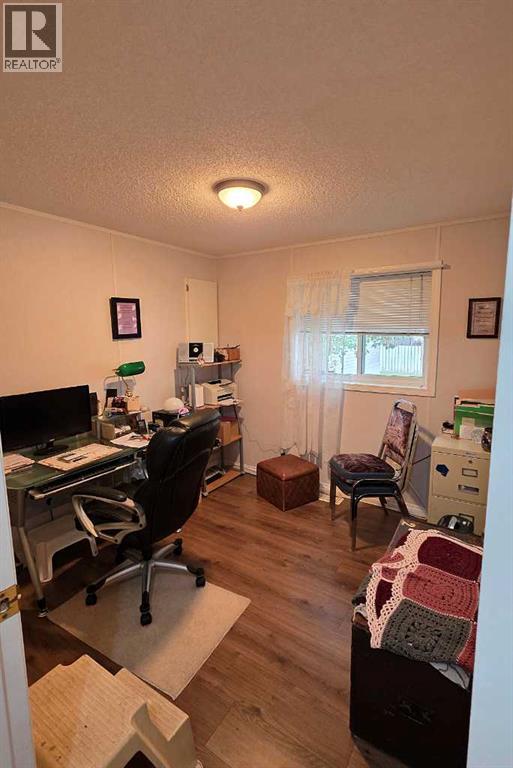 4000 13 Avenue Southeast - Photo 27