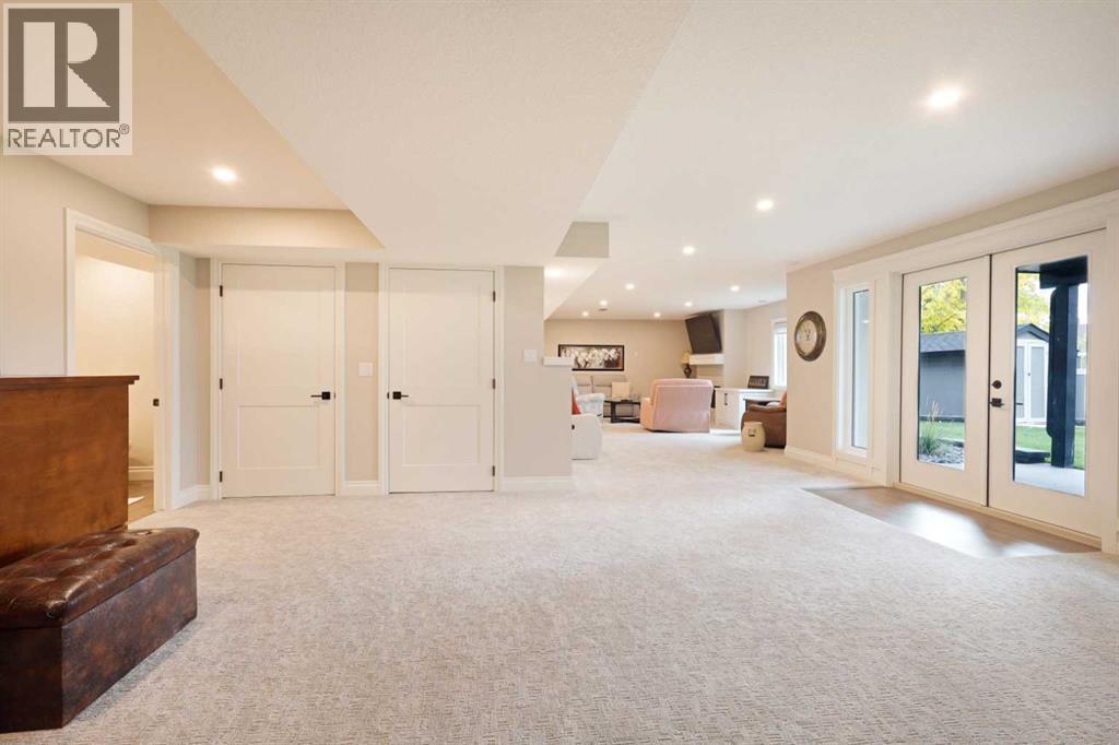 911 2 Avenue West - Photo 33