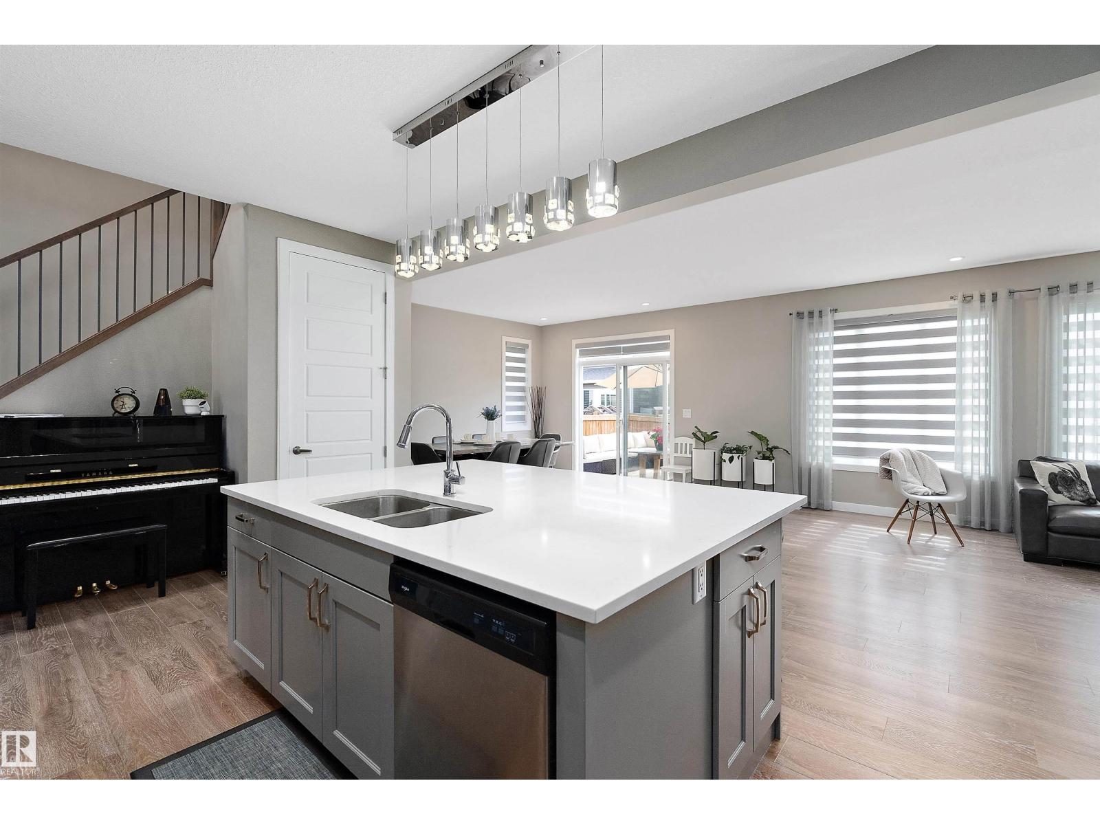 1619 201 Street NW - Photo 10