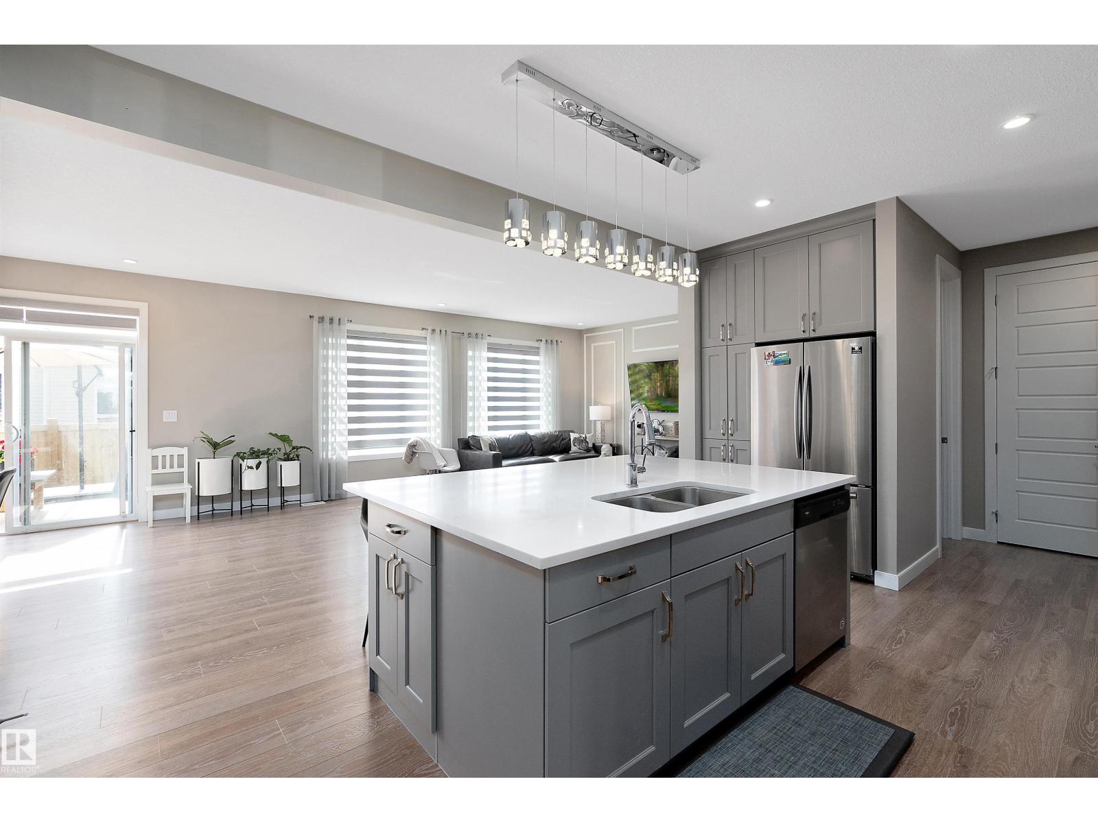 1619 201 ST NW - 5