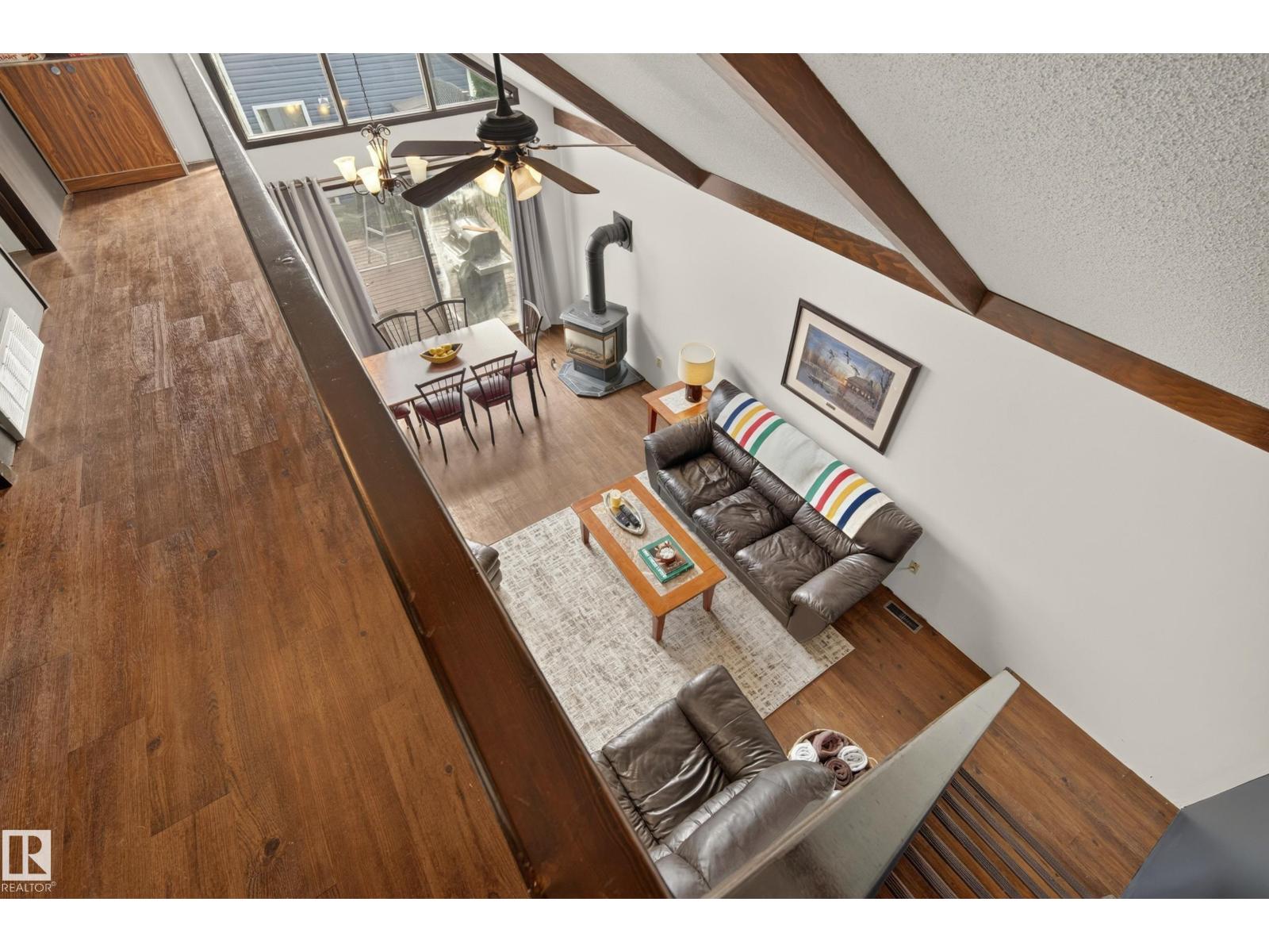 264 Beach AV - 25
