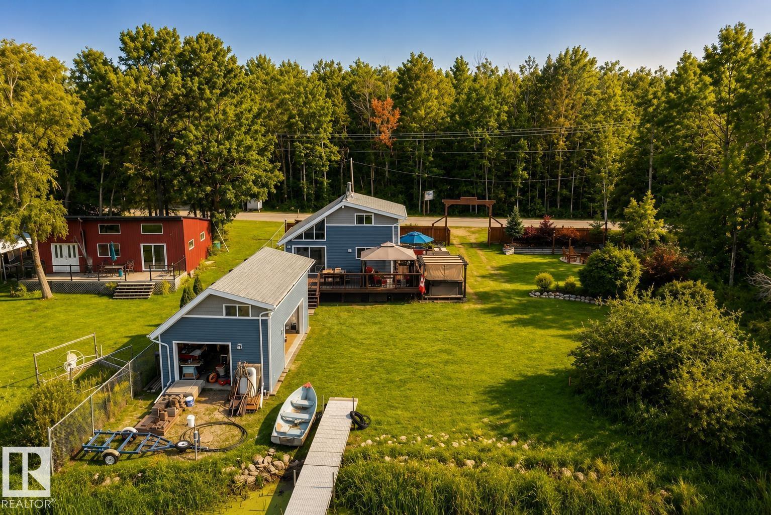 264 Beach AV - 3