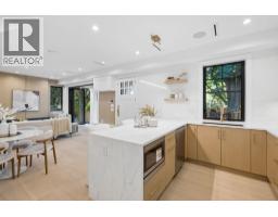 588 E 10th Avenue, Vancouver, BC V5T2A4 Photo 16