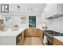 588 E 10th Avenue, Vancouver, BC V5T2A4 Photo 14