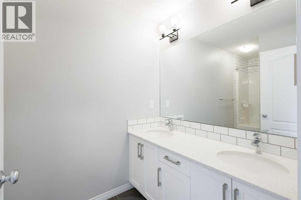 28 Seton Terrace SE - 18