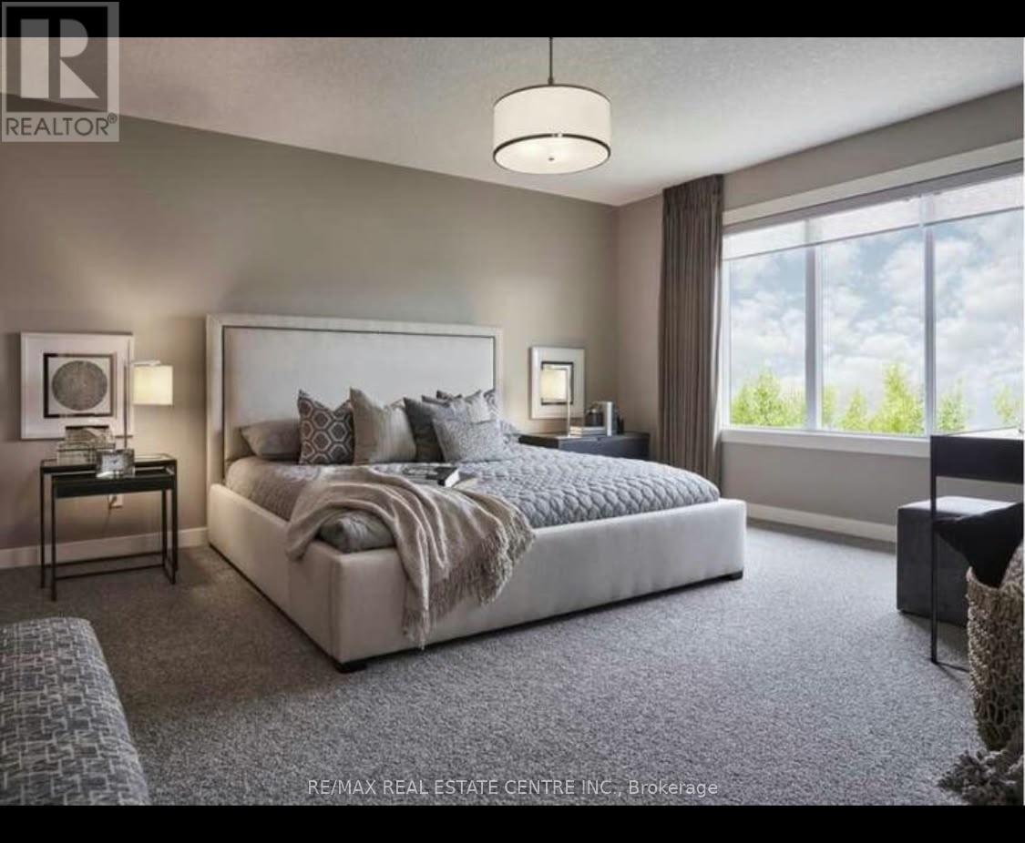#304 585 COLBORNE STREET E - Image 4