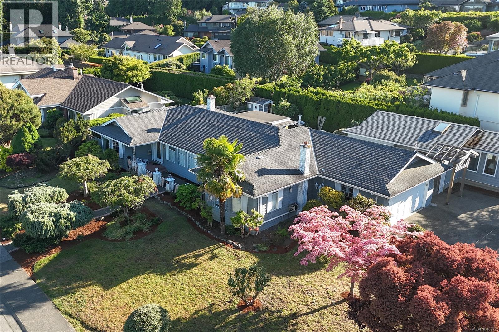 4878 Sea Ridge Dr - 2
