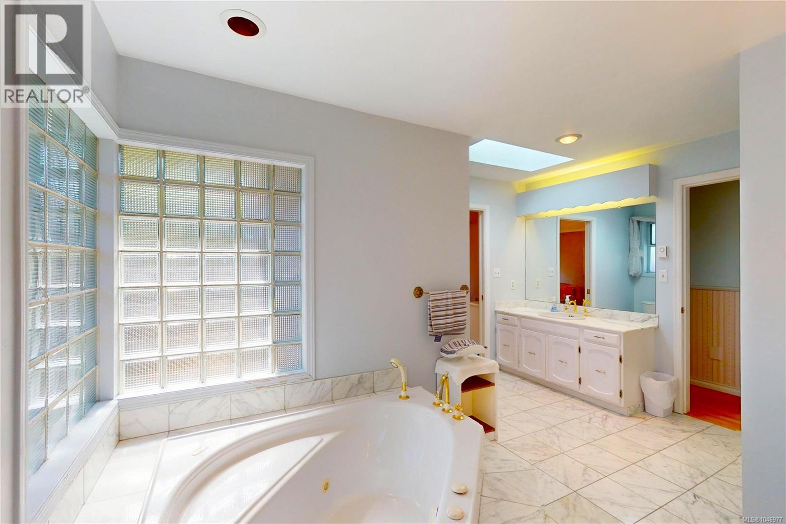 4878 Sea Ridge Dr - 25