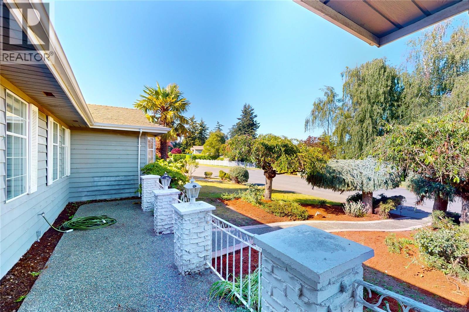 4878 Sea Ridge Dr - Image 66