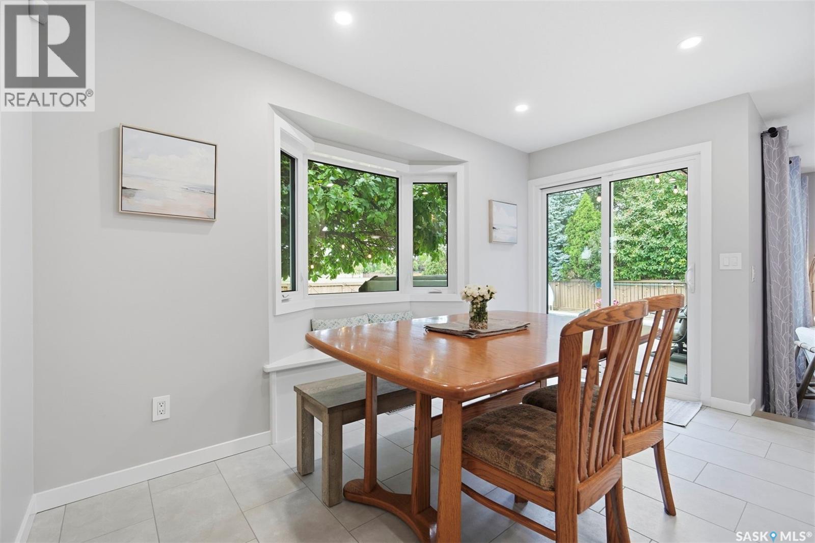 306 Whitewood ROAD - Image 13