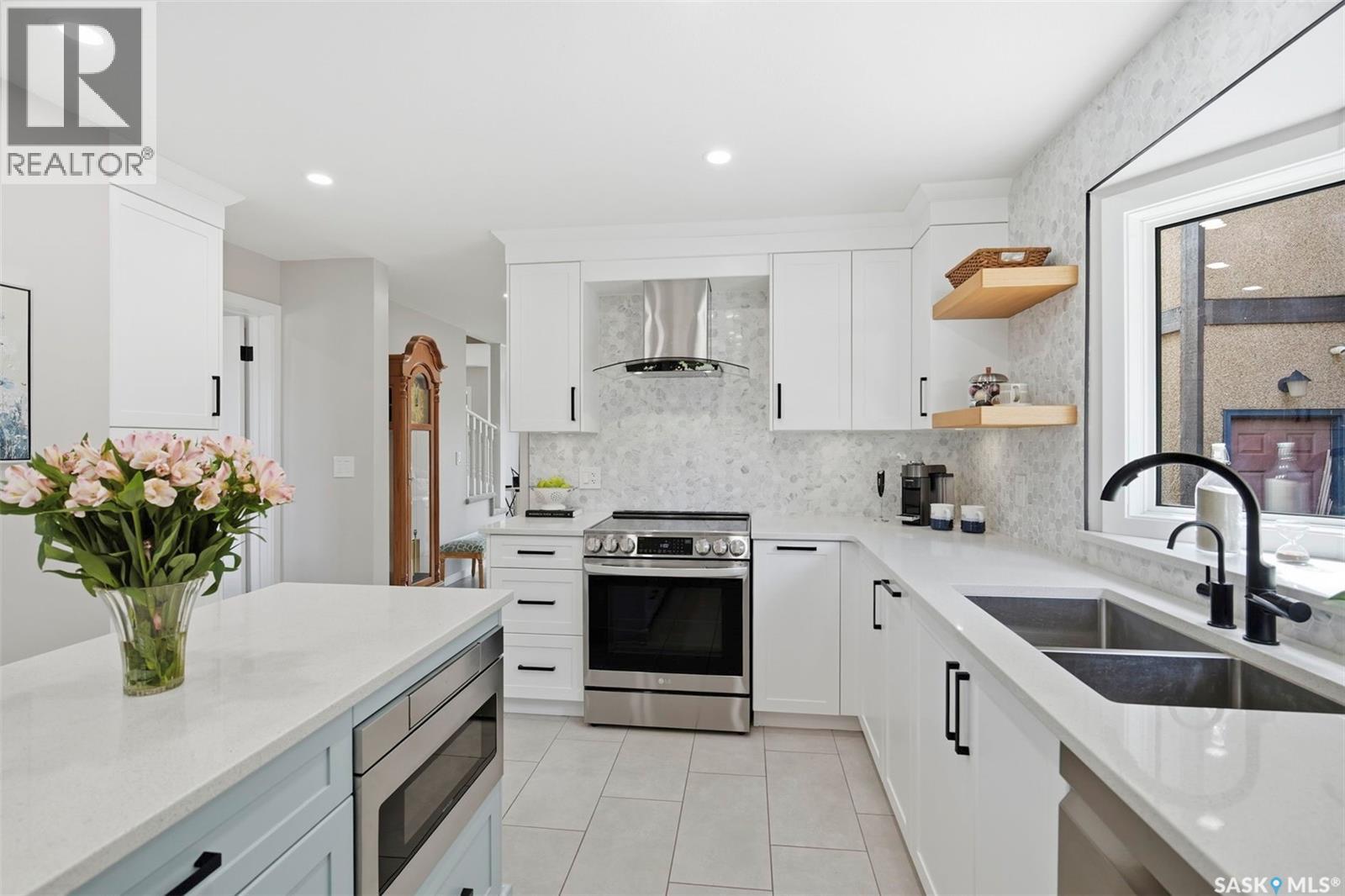 306 Whitewood ROAD - Image 15