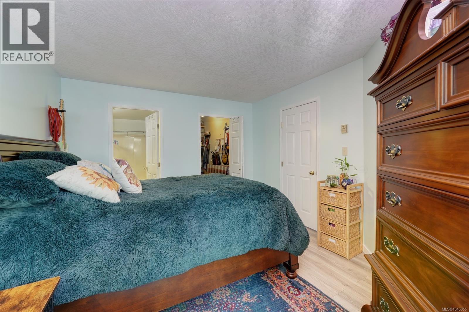 #208 9882 Fifth St - Image 16