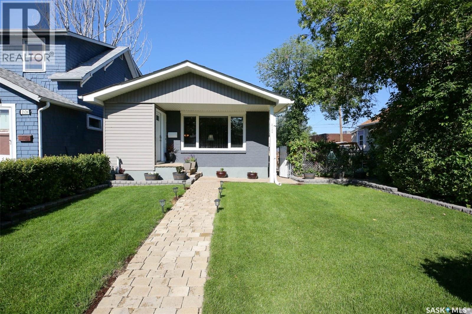 2122 Wascana STREET