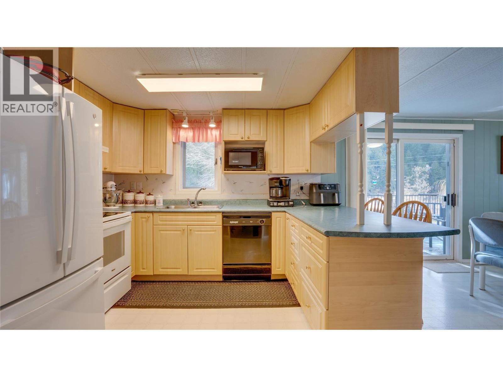 630 Enderby Mabel Lake Road - 14