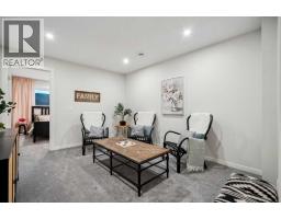 232 Vantage Drive, Cochrane, AB T4C3G5 Photo 24