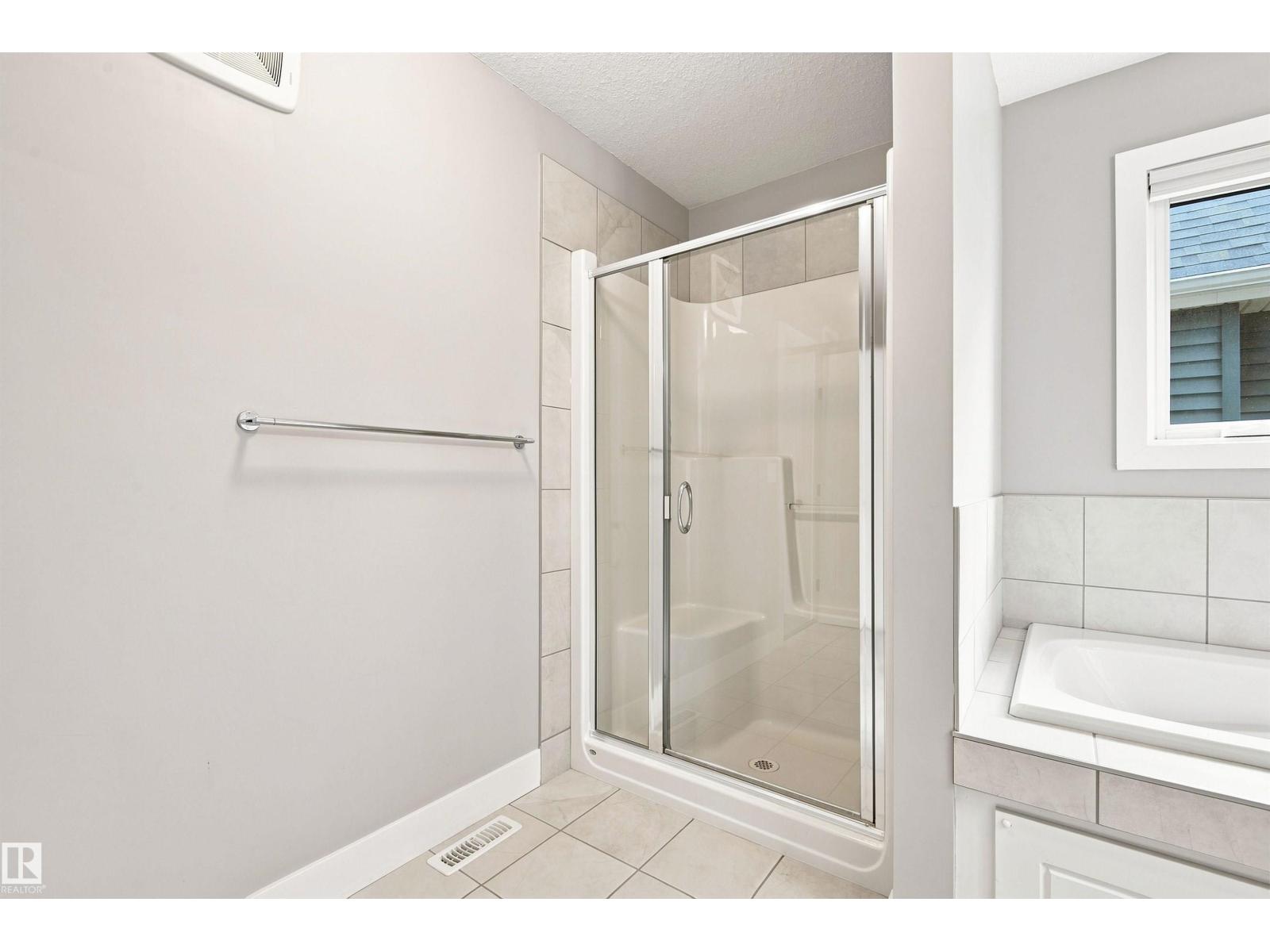 3741 KIDD Crescent SW - Photo 37