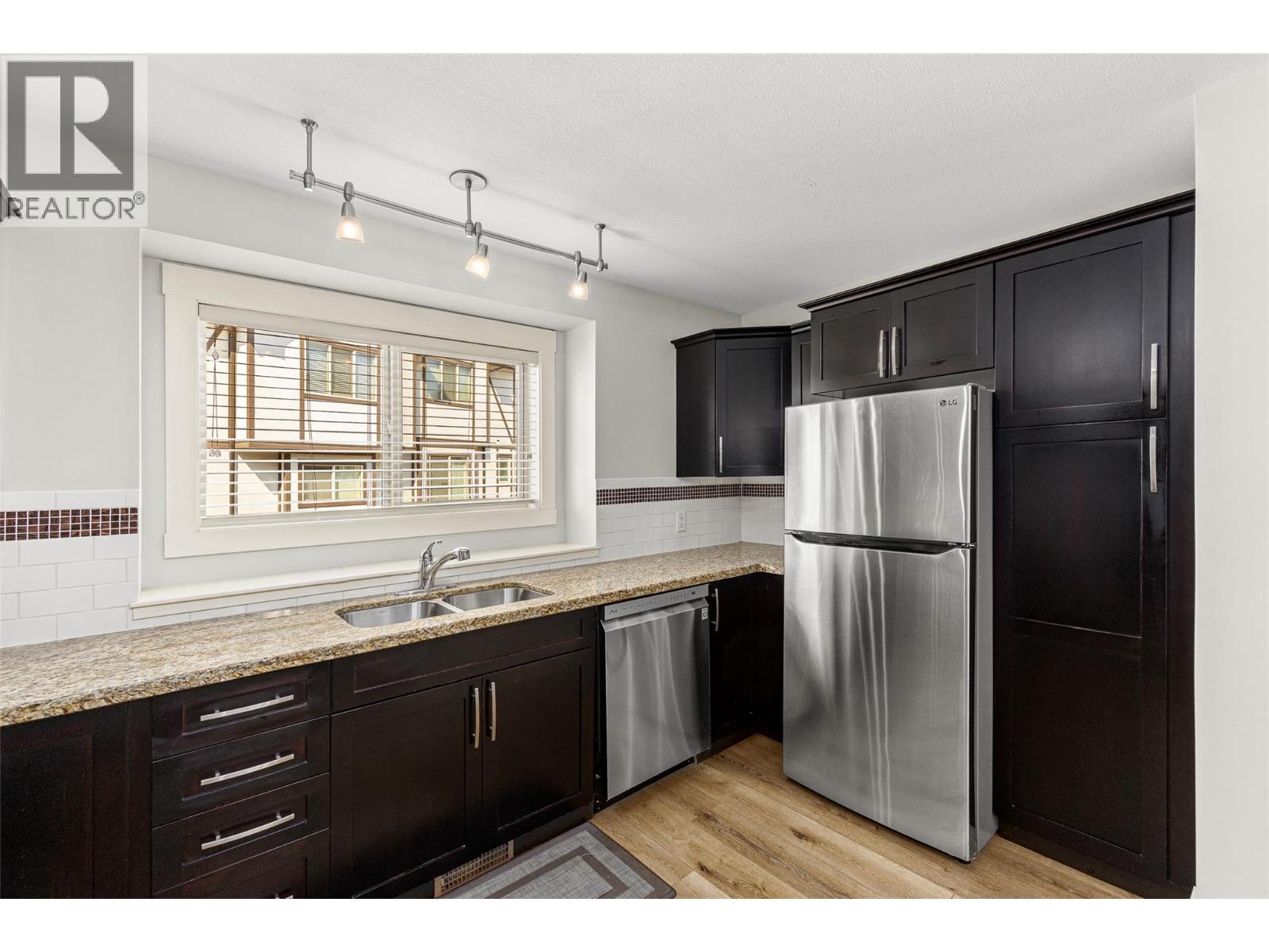 #105 1651 Lynrick Road - 3