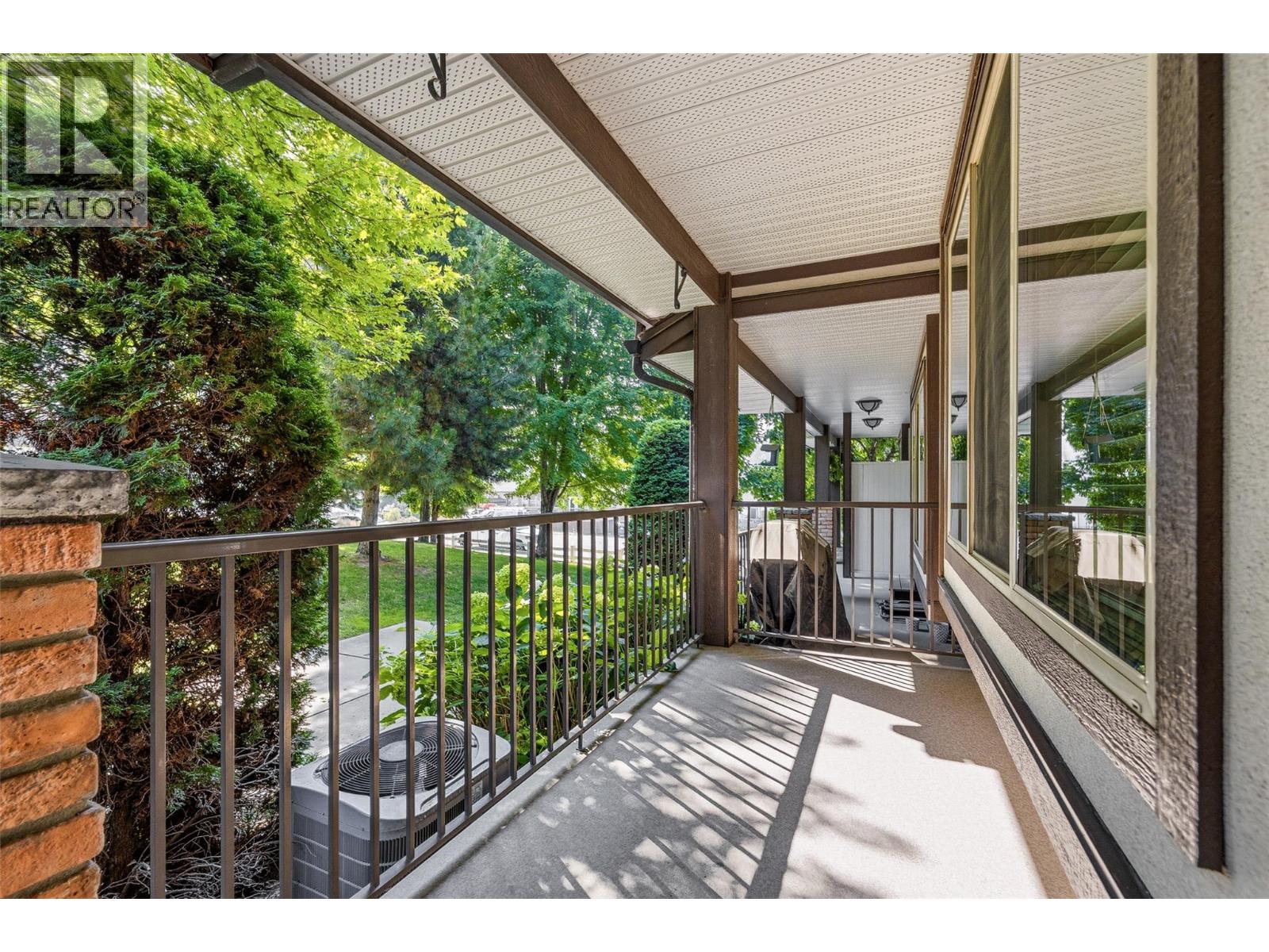#105 1651 Lynrick Road - 14