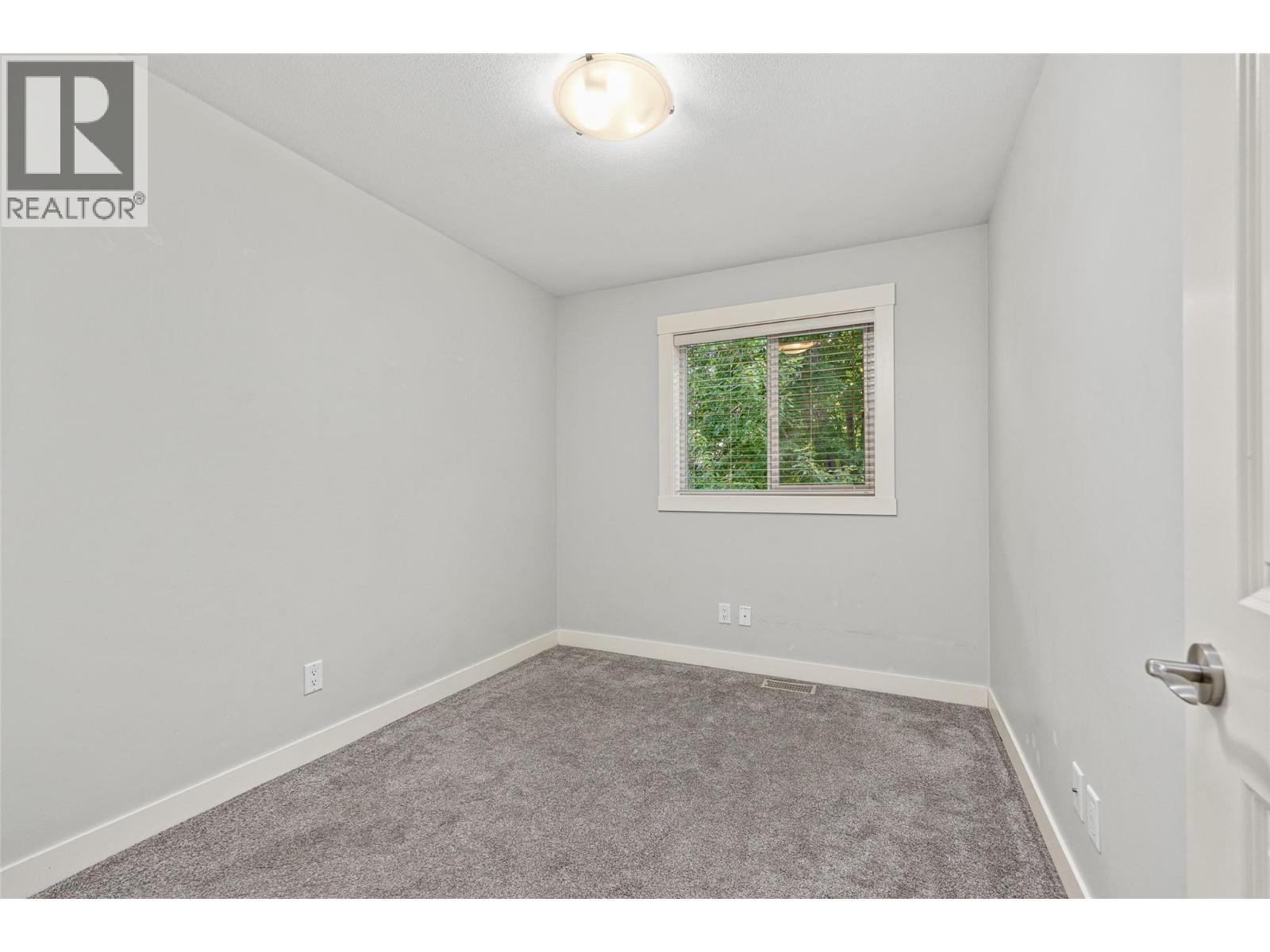 #105 1651 Lynrick Road - 28