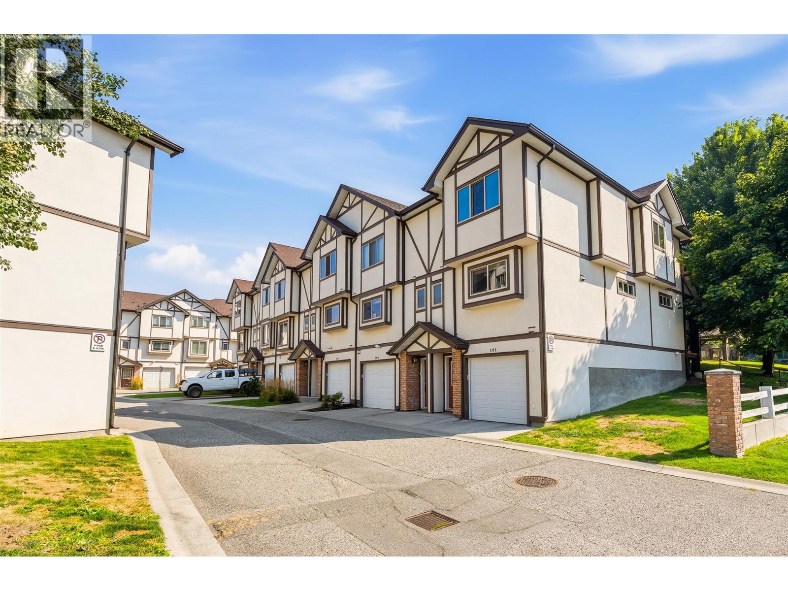 #105 1651 Lynrick Road - 40