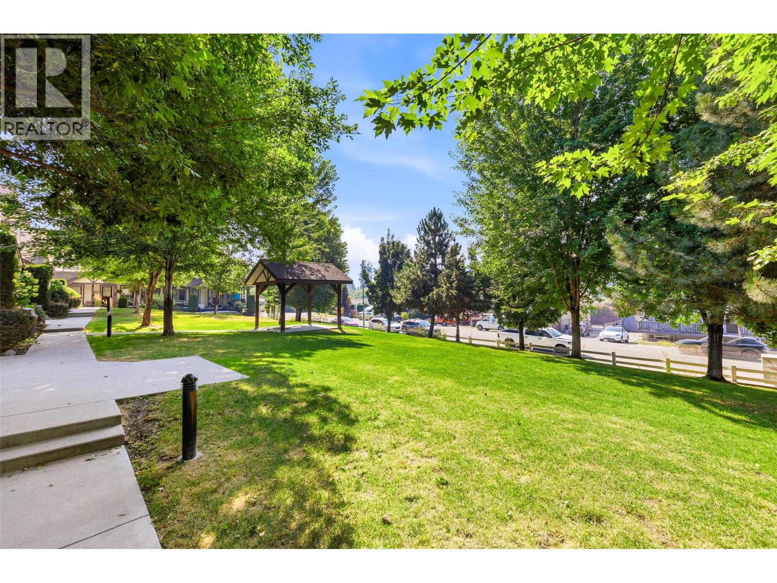 #105 1651 Lynrick Road - 36