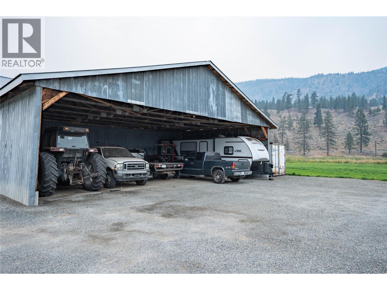  2328 Willgoose Road, Merritt