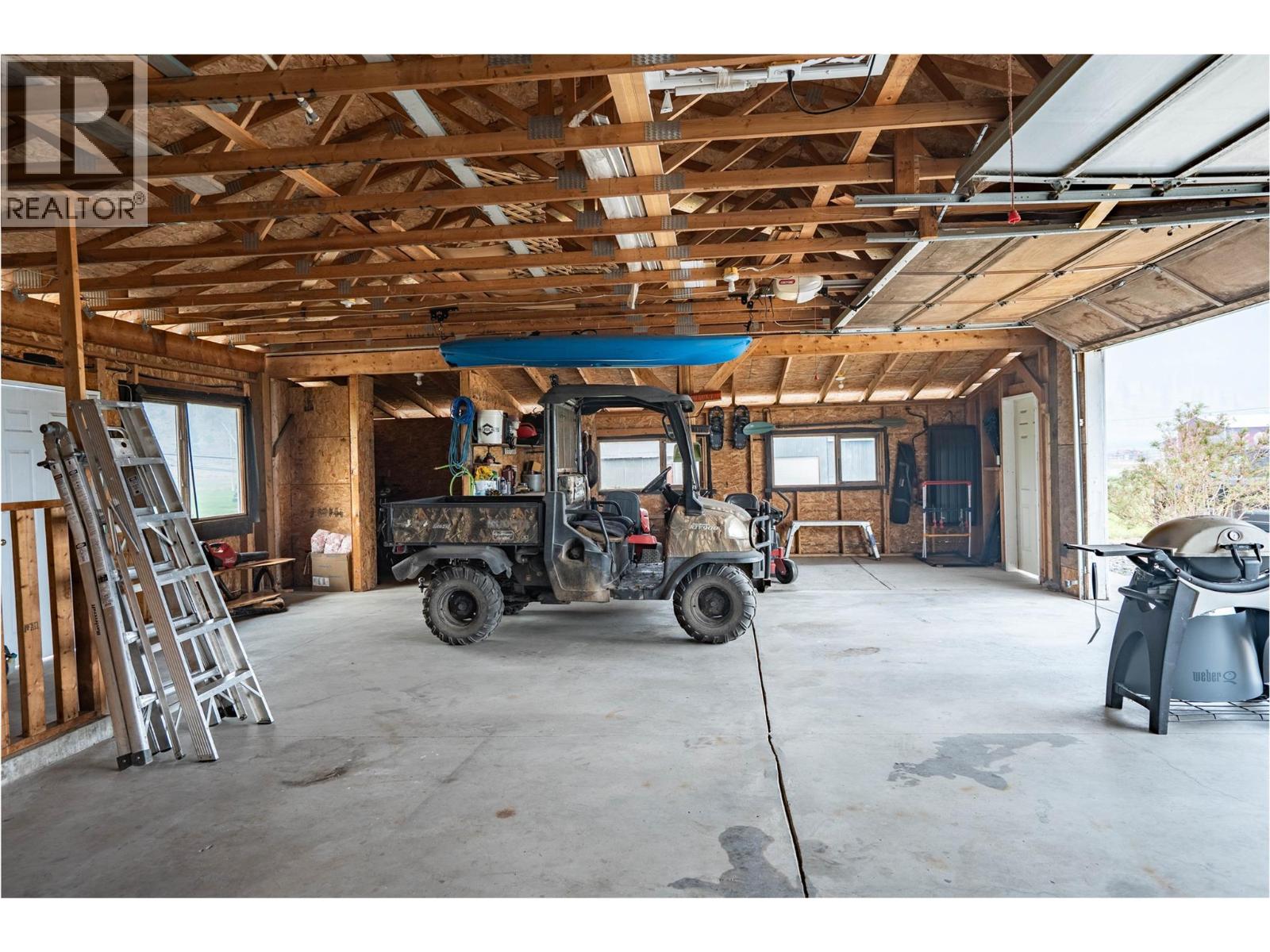  2328 Willgoose Road, Merritt
