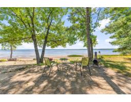 108 Ch. F, L Isle Aux Allumettes, QC J0X1M0 Photo 20