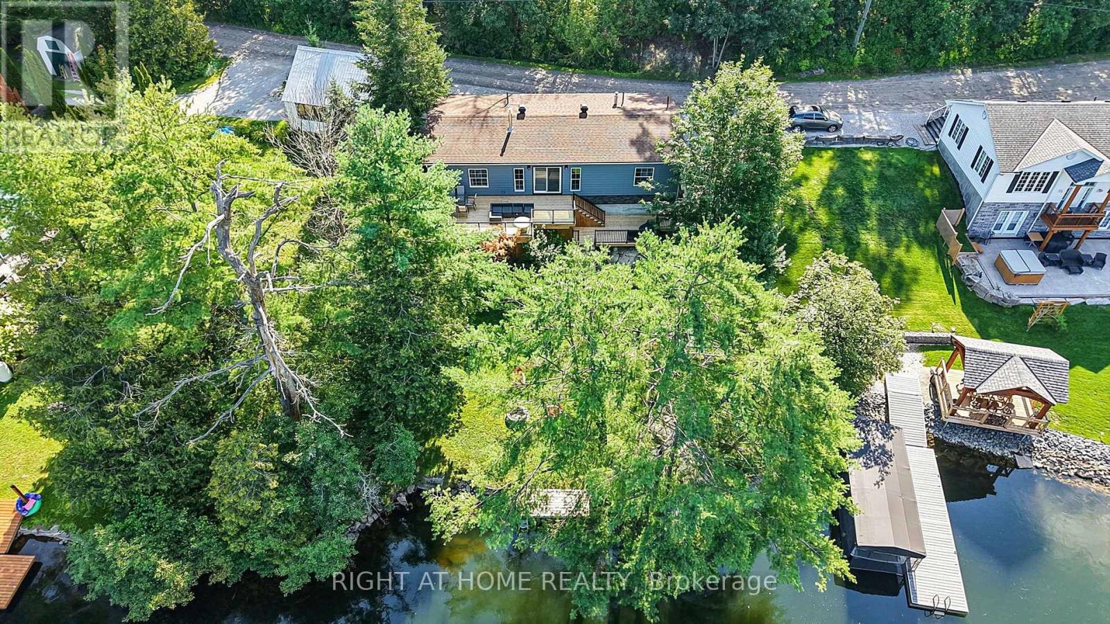 8168 LAIDLAW AVENUE - Image 34