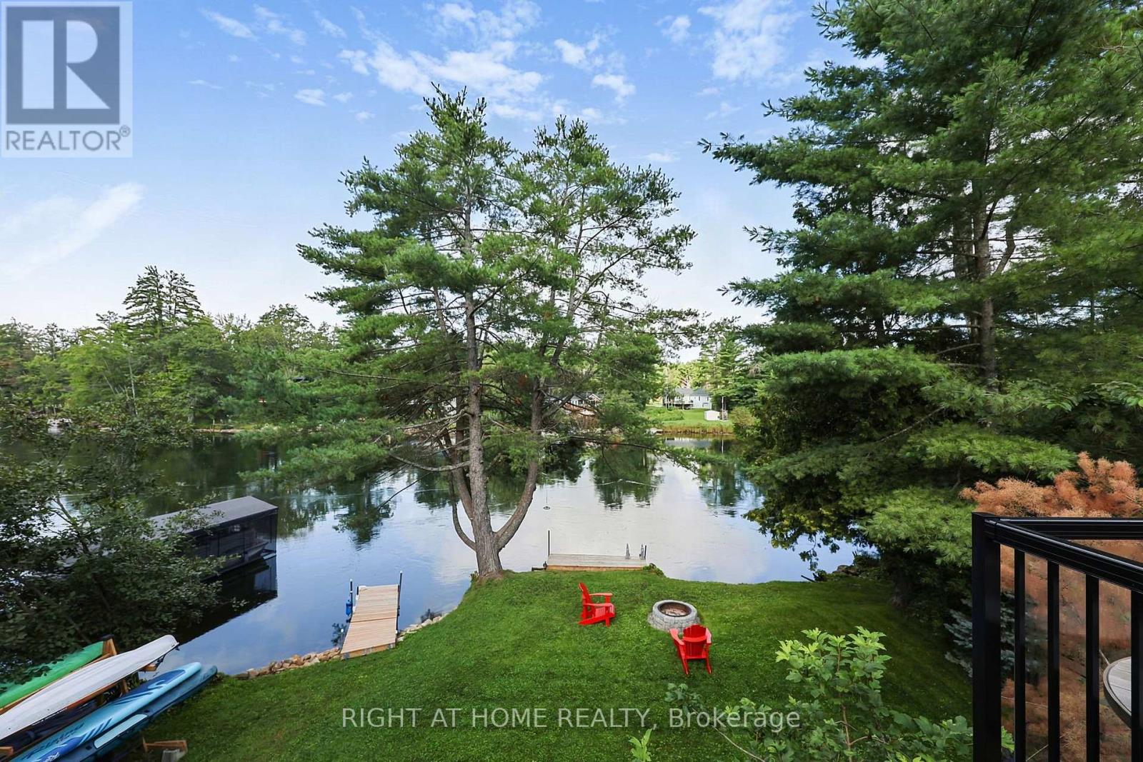 8168 LAIDLAW AVENUE - 22