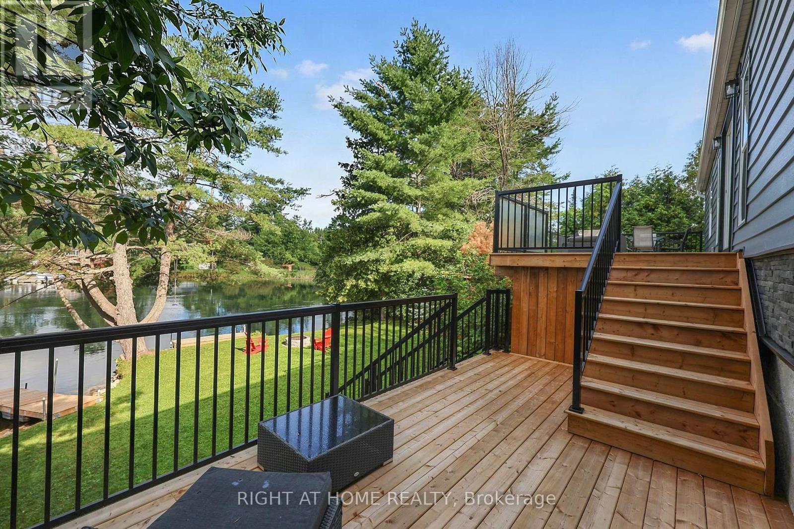 8168 LAIDLAW AVENUE - Image 18
