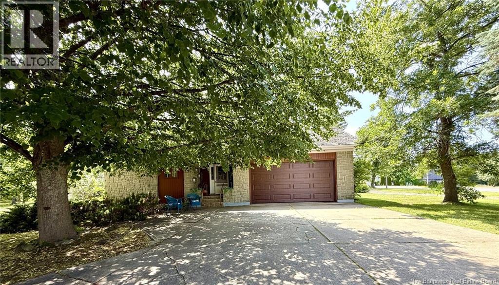 728 Boul. St-Pierre Ouest - Image 7