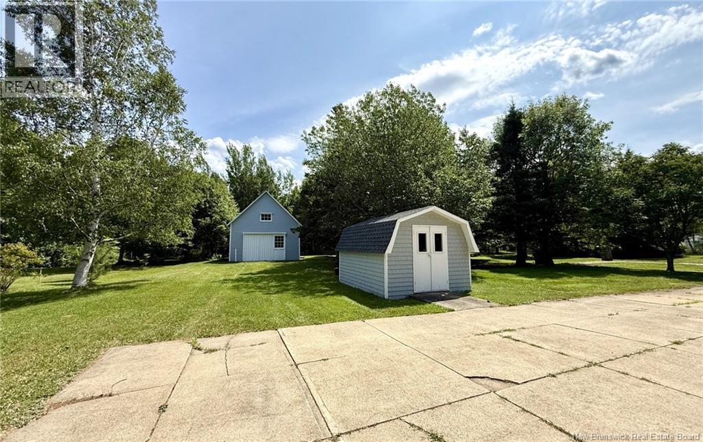 728 Boul. St-Pierre Ouest - Image 10