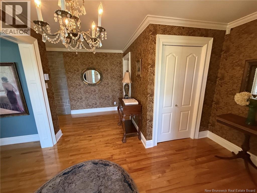 728 Boul. St-Pierre Ouest - Image 30