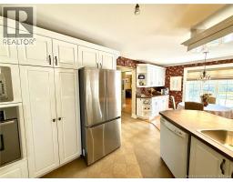 728 Boul. St-pierre Ouest, Caraquet, NB E1W1A1 Photo 22
