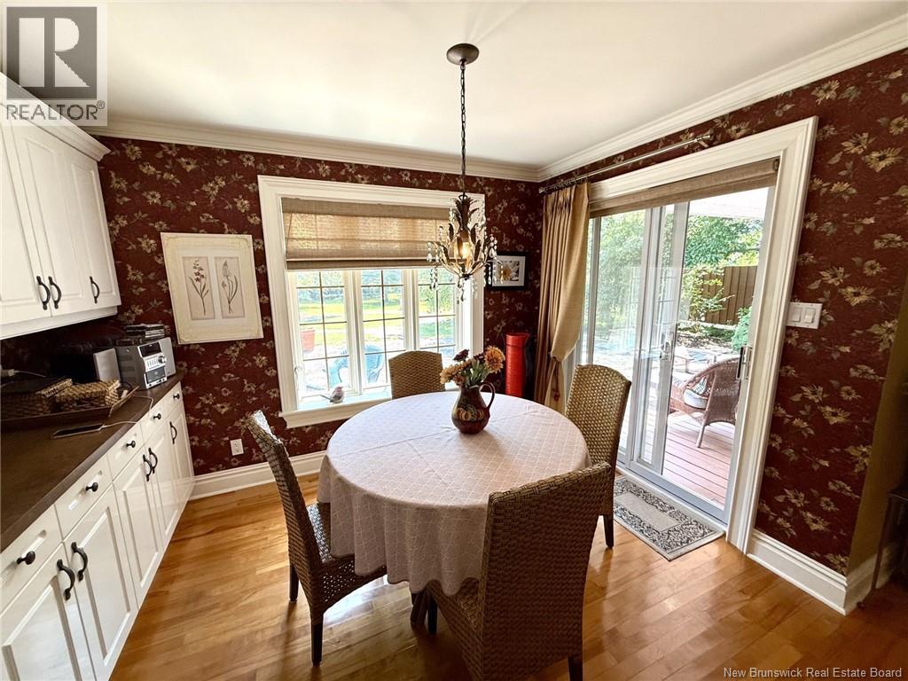 728 Boul. St-Pierre Ouest - Image 18