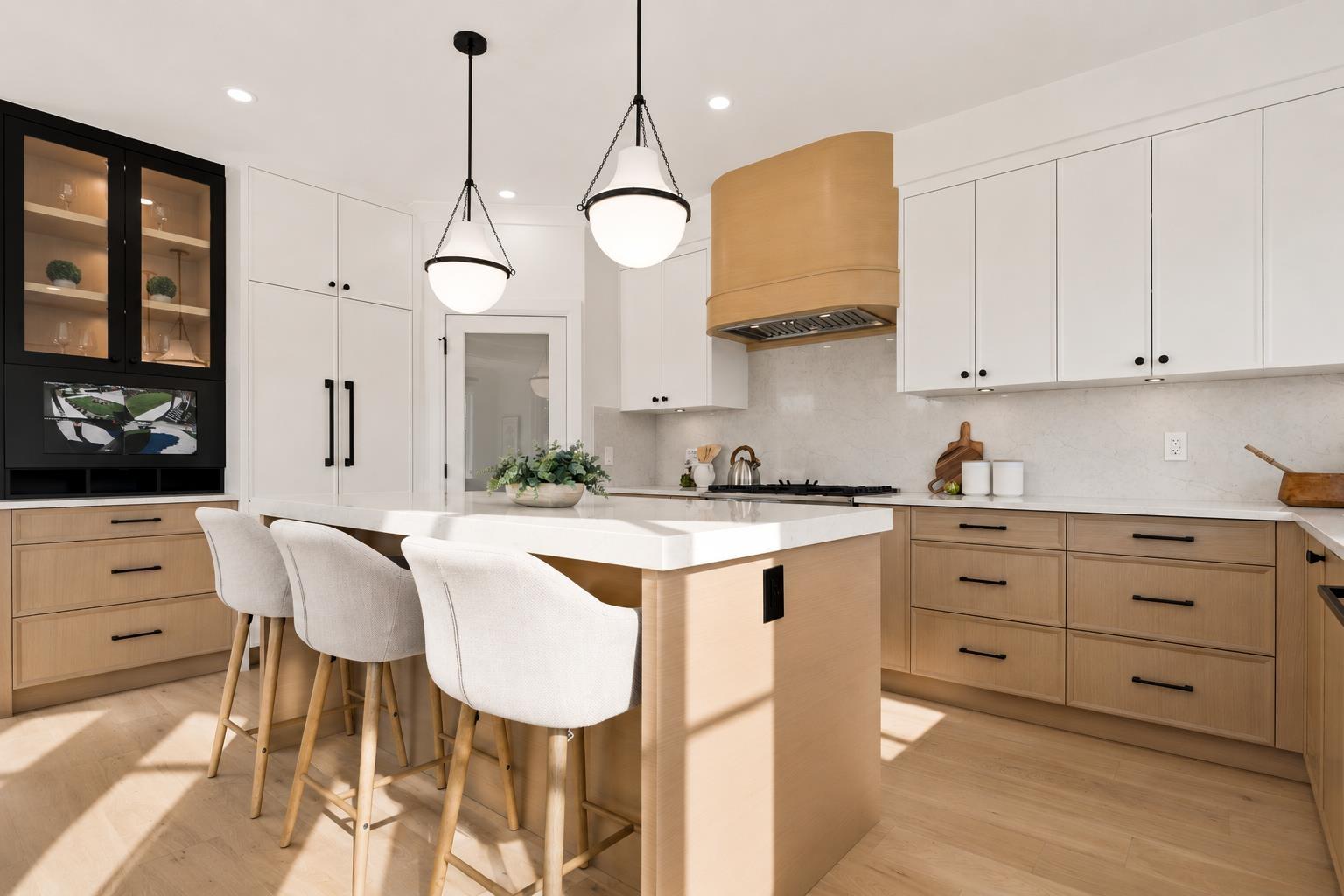 101 1948 143 STREET, Surrey
