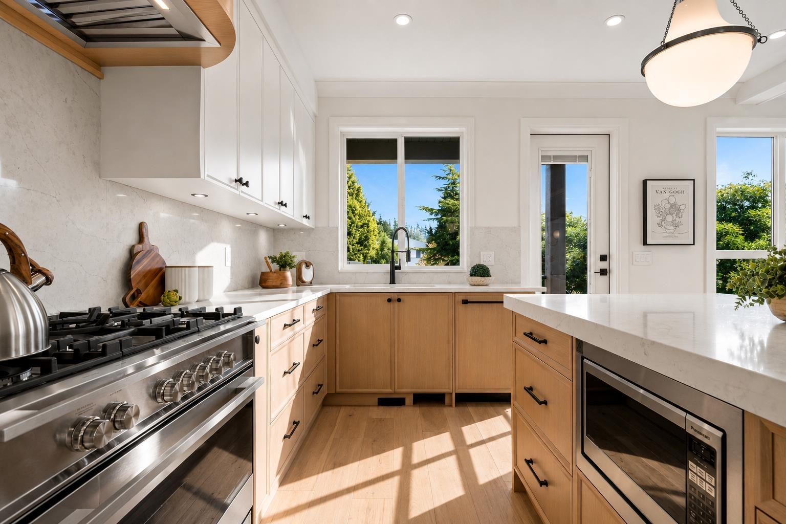 101 1948 143 STREET, Surrey