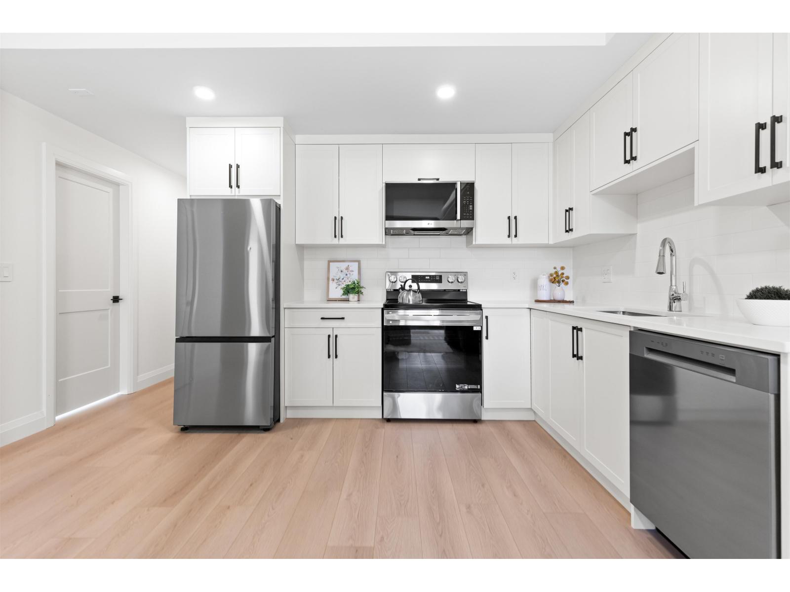 101 1948 143 STREET, Surrey