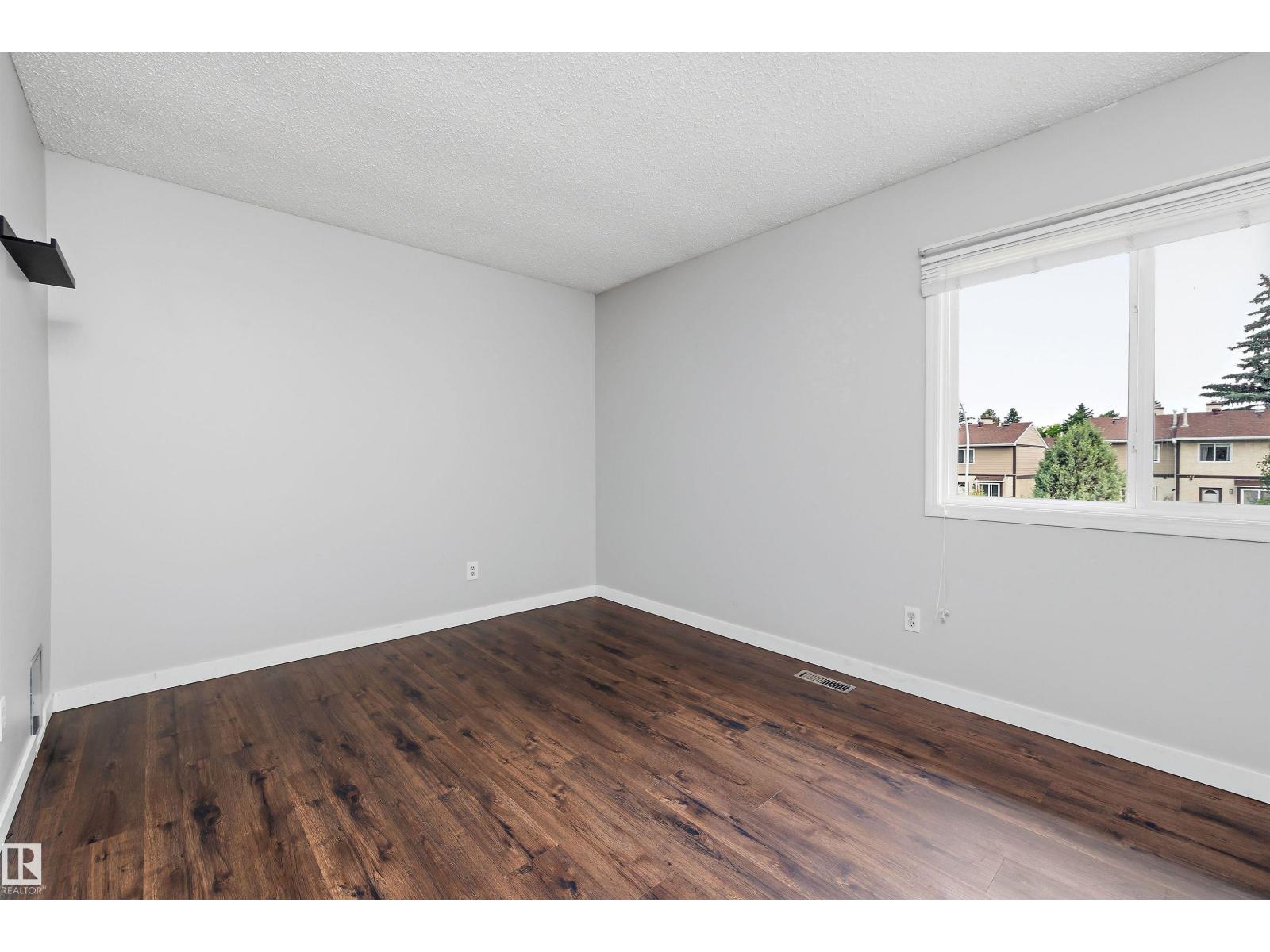 112 TUDOR Lane NW - Photo 26