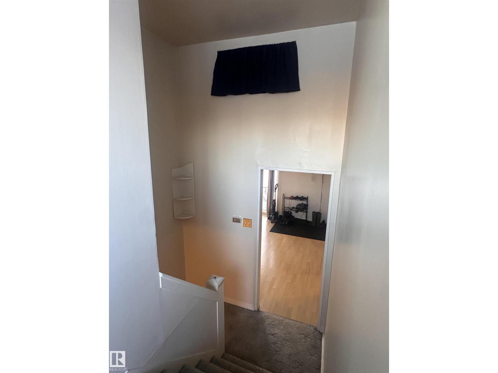 5128 52 Street - Photo 40