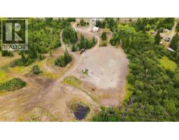 7025 Elefson Road, 100 Mile House, BC V0K2E2 Photo 39