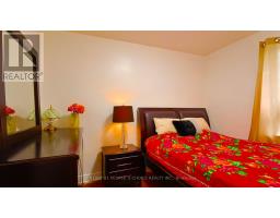 14 North Bonnington Avenue, Toronto, ON M1K1X2 Photo 9