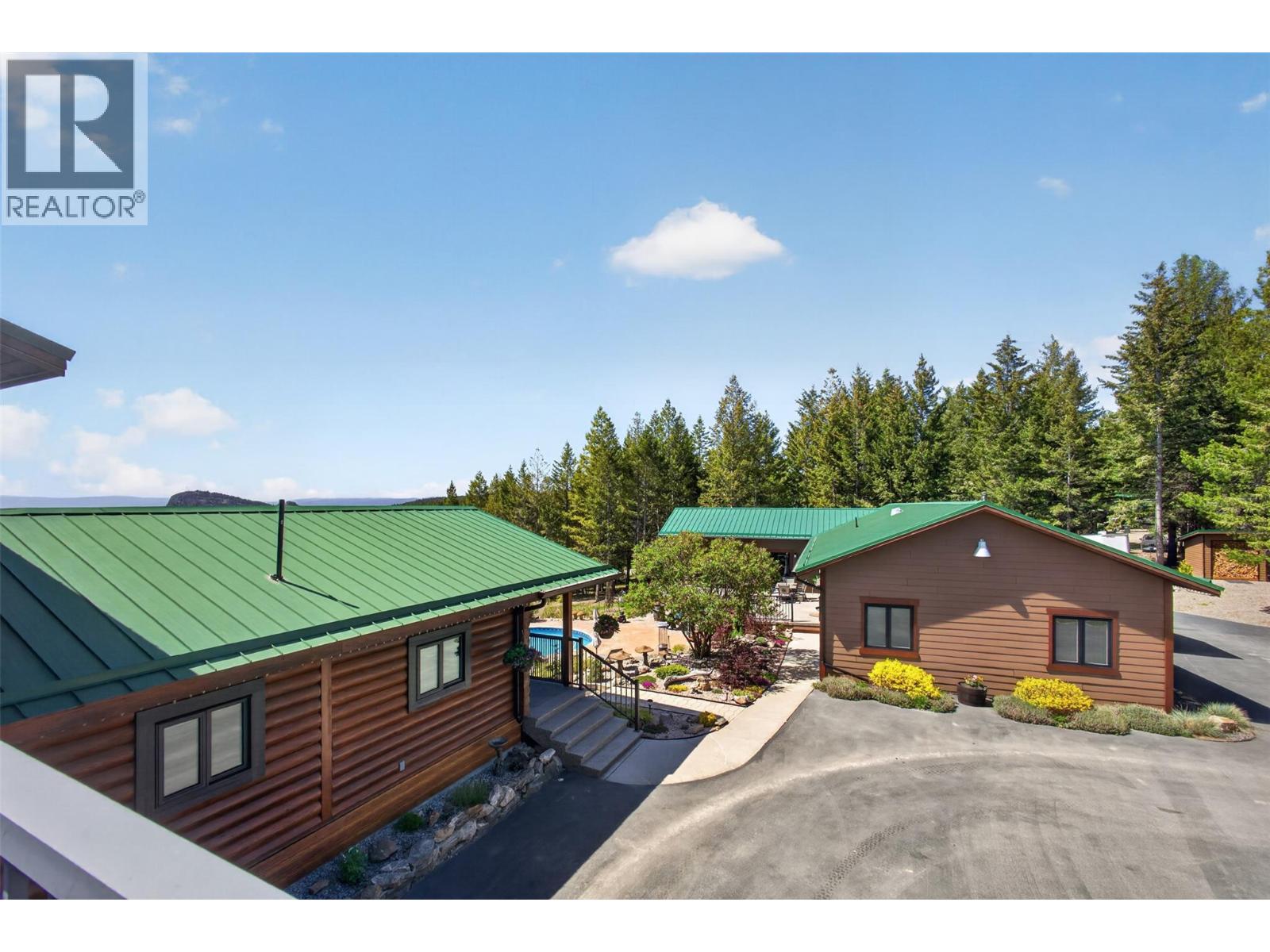 7319 Trapper Court, Kelowna