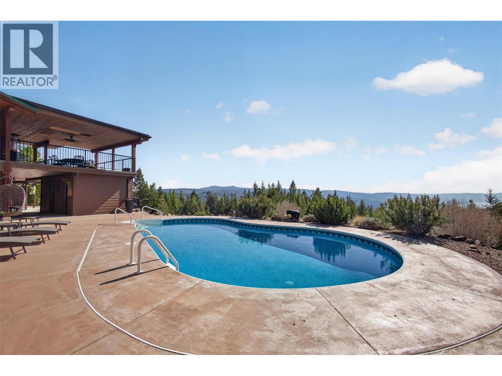 7319 Trapper Court, Kelowna