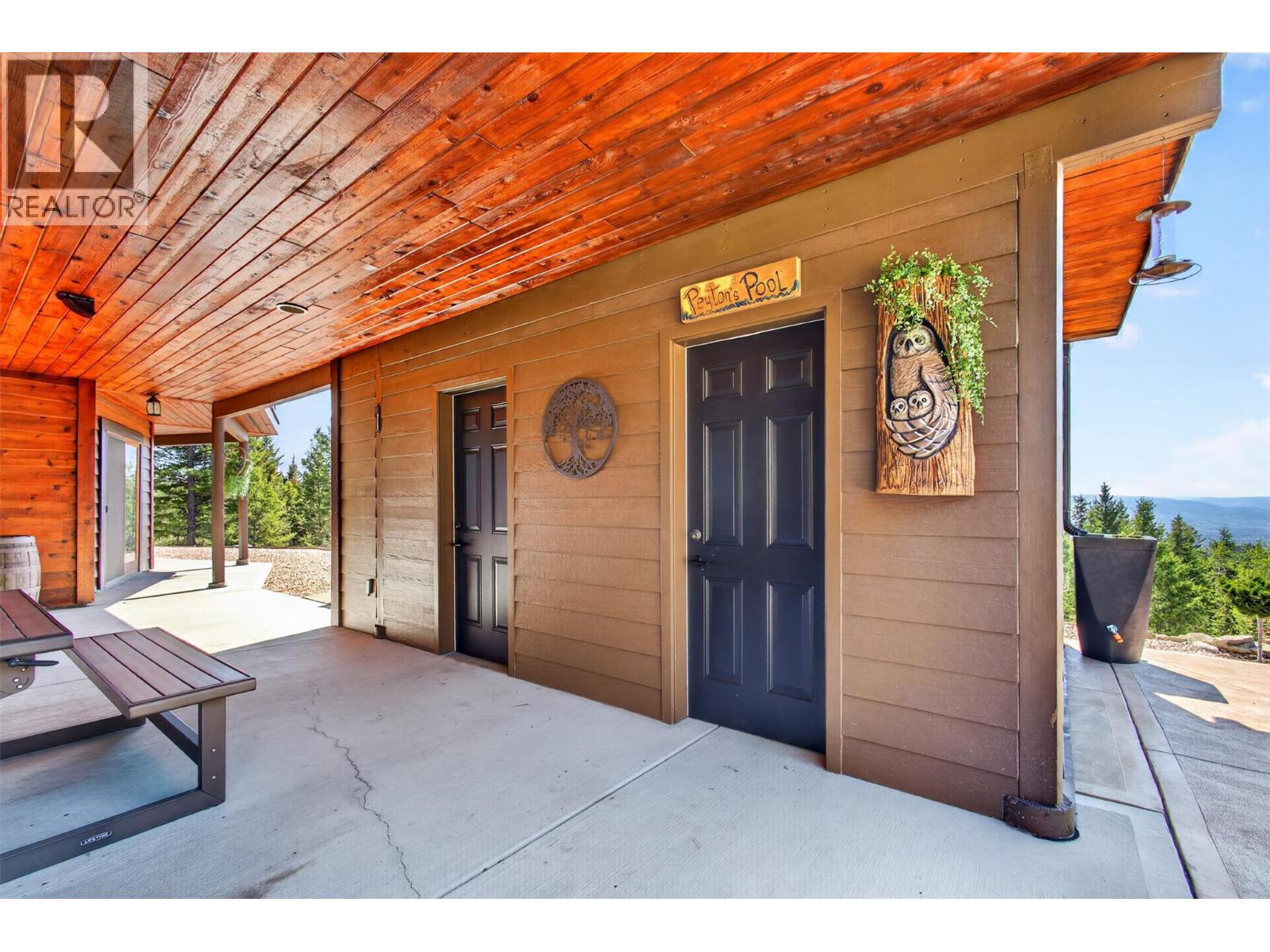7319 Trapper Court, Kelowna
