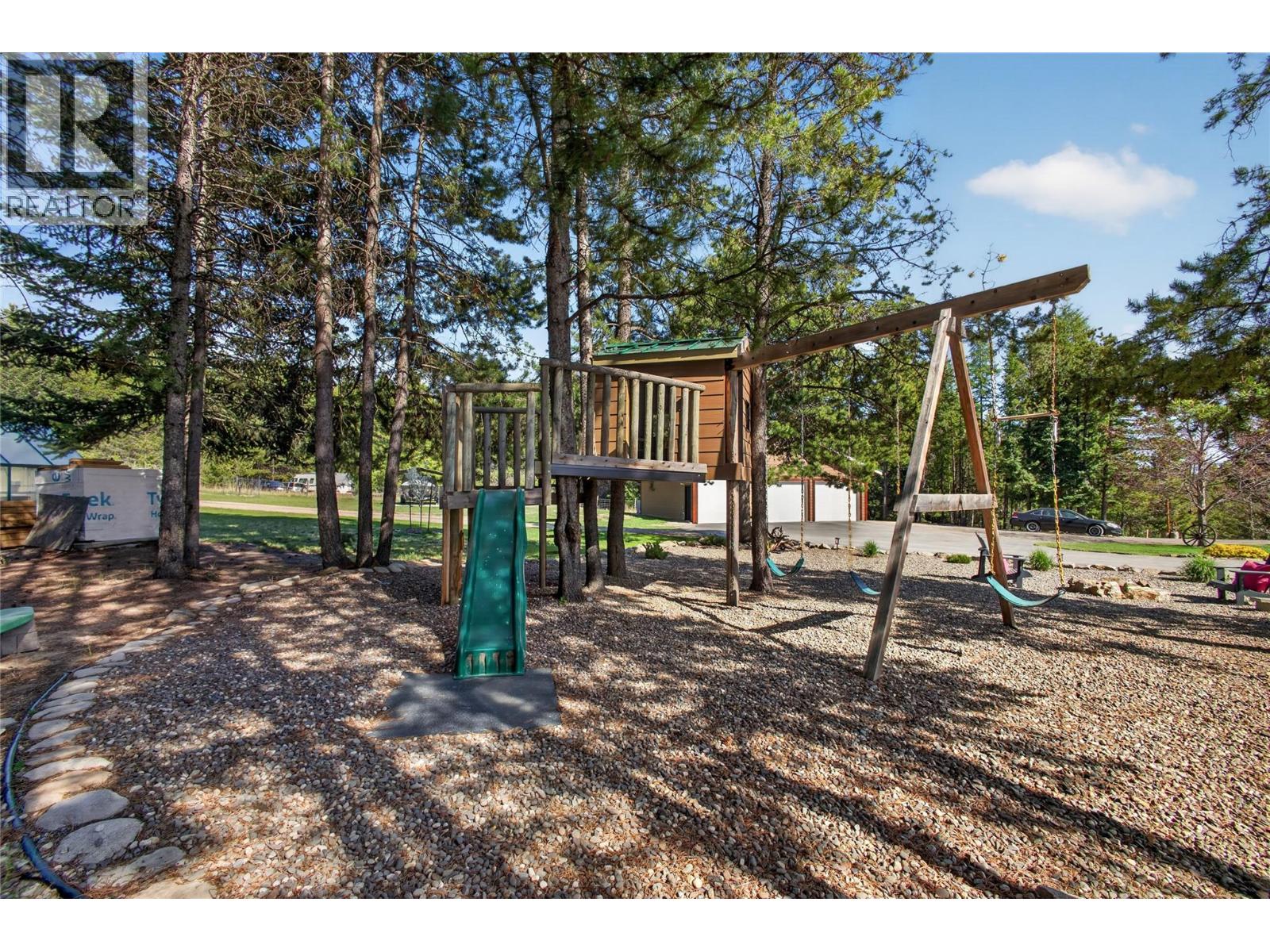 7319 Trapper Court, Kelowna