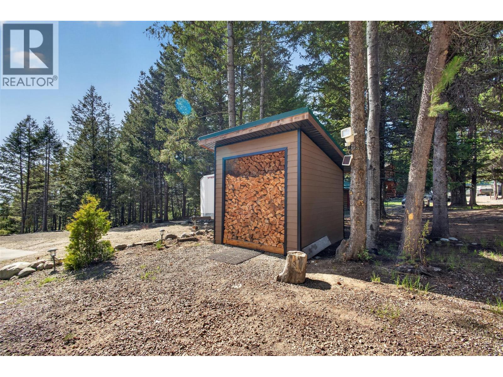 7319 Trapper Court, Kelowna