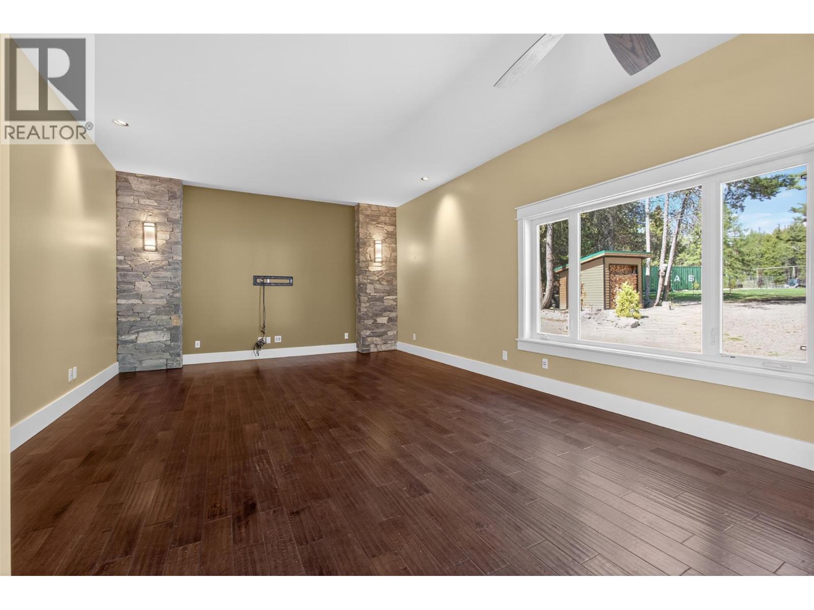 7319 Trapper Court, Kelowna